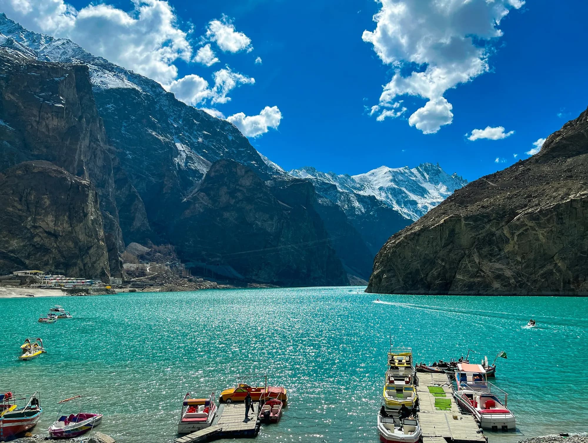 Attabad Lake, Hunza